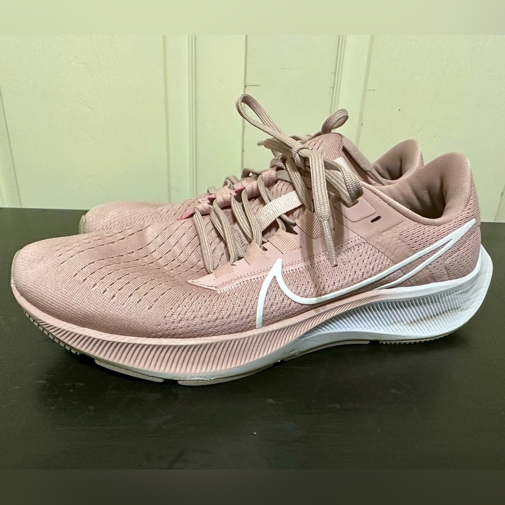 Womens Size 9.5 Nike Pegasus Zoom